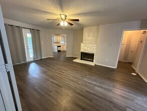 2811 Mediterranean Ave in Midlothian, TX - Building Photo - Building Photo