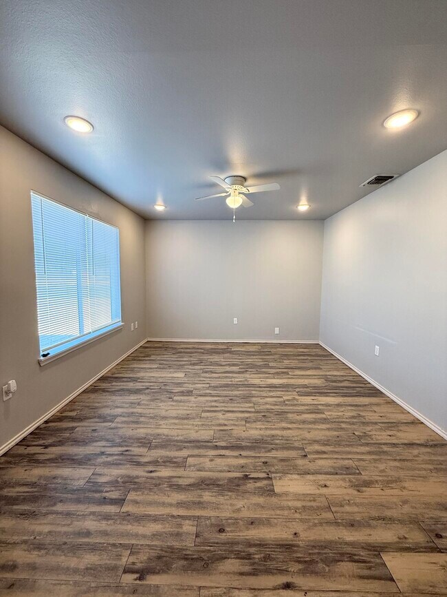 1520 E 13th St in Lubbock, TX - Building Photo - Building Photo