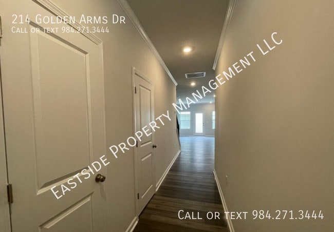 214 Golden Arms Dr in Smithfield, NC - Building Photo - Building Photo