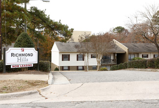 Richmond Hills in Raleigh, NC - Building Photo - Building Photo