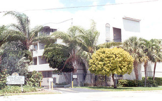 Coral Way Gardens Apartments