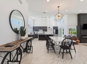 2197 Jacques Dr in Palm Springs, CA - Foto de edificio - Building Photo