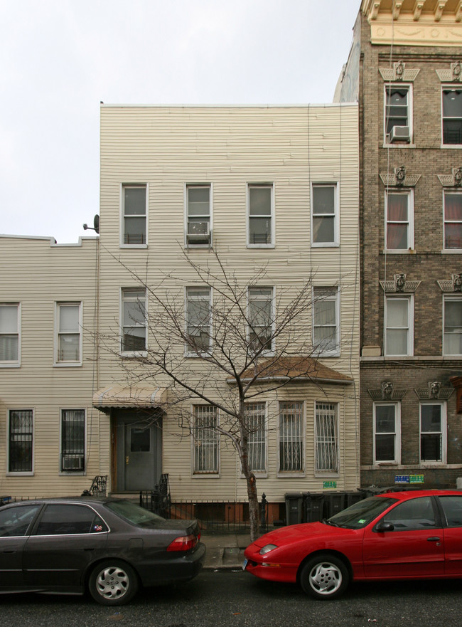 285 Troutman St in Brooklyn, NY - Building Photo - Building Photo