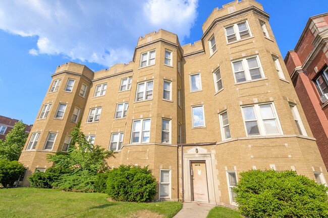 8001-8007 S. Eberhart in Chicago, IL - Foto de edificio - Interior Photo