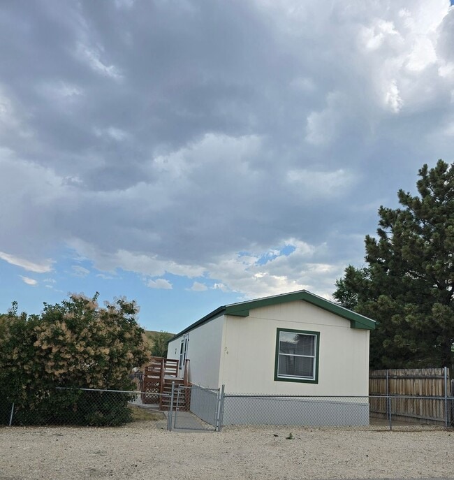 94 Yucca Cir in Casper, WY - Building Photo - Building Photo