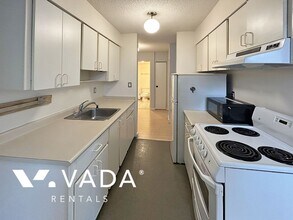 1770 Barclay St in Vancouver, BC - Building Photo - Building Photo