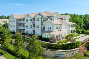 Magnolia Heights Gracious Living in Franklin, MA - Building Photo