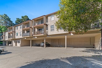 220 Clarence St in Richmond, CA - Building Photo - Building Photo