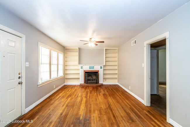 2513 21st St in Lubbock, TX - Building Photo - Building Photo