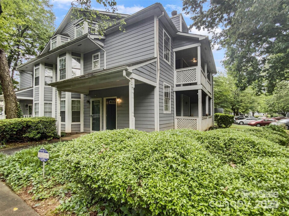 6003 Treetop Ct in Charlotte, NC - Building Photo