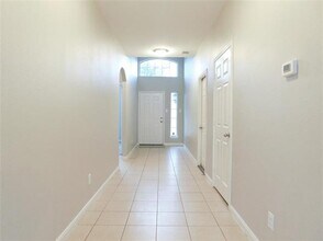 101 Kincaid Dr in Sanger, TX - Foto de edificio - Building Photo