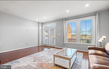 120 Community Center Ave in Gaithersburg, MD - Building Photo - Building Photo