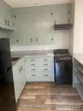 609 Wormwood Hill Rd in Mansfield, CT - Building Photo - Building Photo