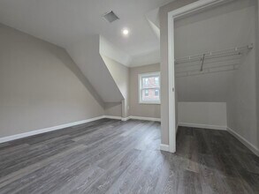 16 Long Ave, Unit 3 in Boston, MA - Building Photo - Building Photo