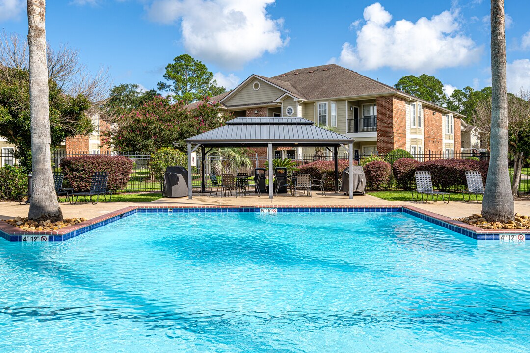 Reserve at Squirrel Run in New Iberia, LA - Foto de edificio