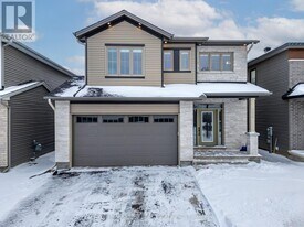 886 Sendero Wy in Ottawa, ON - Building Photo