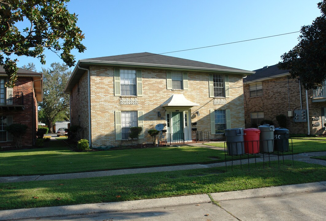 4405 Yale St in Metairie, LA - Building Photo