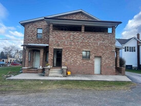 120 N Main St, Unit 3 in Fairport, NY - Building Photo