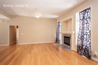 12196 S Valley Rd in Olathe, KS - Building Photo - Building Photo