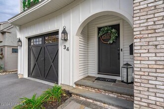 34 Hyde St, Unit 0501 in Saratoga Springs, NY - Building Photo - Building Photo