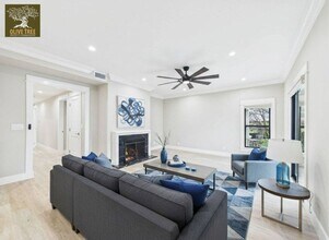 494 S Marengo Ave in Pasadena, CA - Building Photo - Building Photo