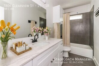 7806 Clearview St in Houston, TX - Building Photo - Building Photo