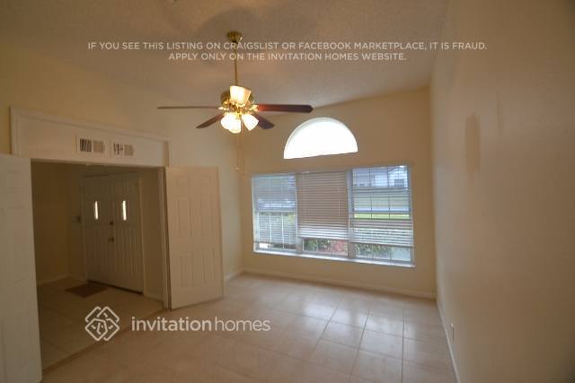 2015 Portland Ave in Wellington, FL - Foto de edificio - Building Photo