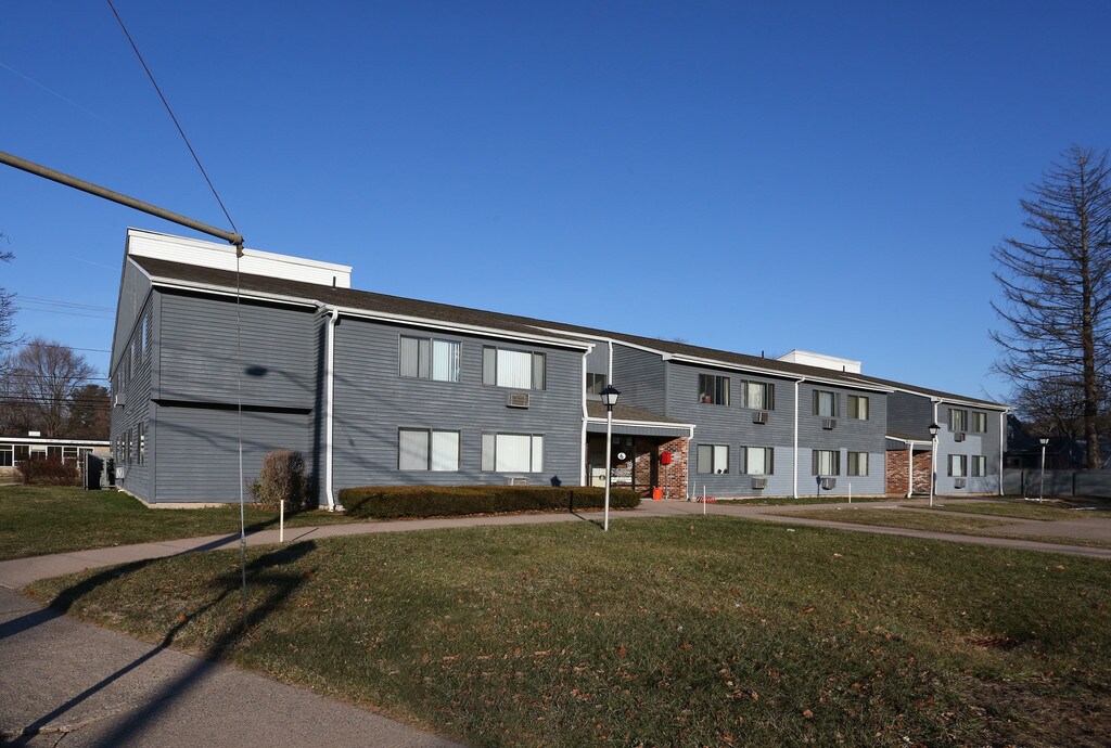 Village Apartments Meriden, CT Apartments For Rent