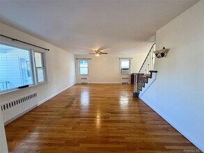 518 W Olive St in Long Beach, NY - Building Photo - Building Photo