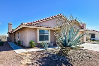 3990 Avocado Dr, Unit D in Las Vegas, NV - Foto de edificio - Building Photo