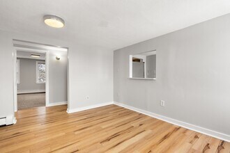 25 Porter St, Unit 3 in Taunton, MA - Building Photo - Building Photo