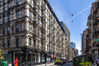 254 Broome St in New York, NY - Building Photo - Primary Photo