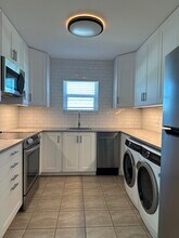 232 36th Ave N, Unit 101C in St. Petersburg, FL - Foto de edificio - Building Photo