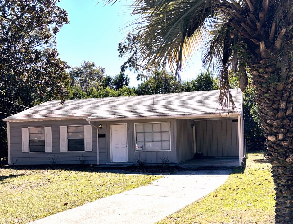 926 Pheasant Dr in Jacksonville, FL - Building Photo