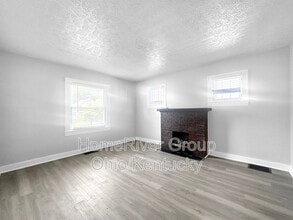 121 N 38th St in Louisville, KY - Building Photo - Building Photo