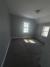 426 Washington St, Unit 2 in Taunton, MA - Foto de edificio - Building Photo