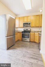 5822 Cowling Ct in Alexandria, VA - Building Photo - Building Photo