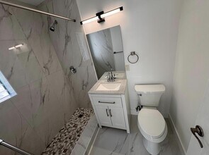 4051 NE 15th Terrace in Pompano Beach, FL - Building Photo - Building Photo