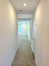 8725 West Odeum Ln in Tolleson, AZ - Building Photo - Building Photo