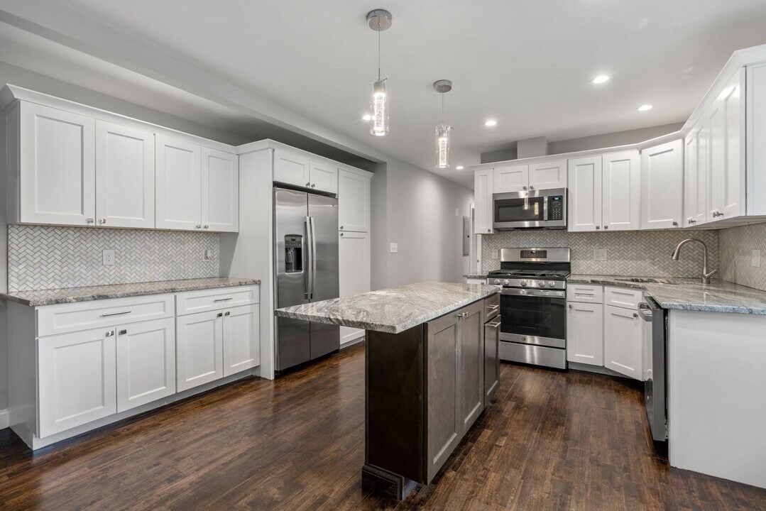 38 Sturgis St in Winthrop, MA - Building Photo
