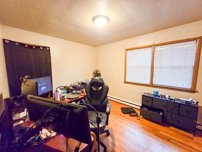 property at 913 High St