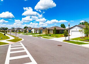 z-032025-The Nexus at Overbrook in Kissimmee, FL - Building Photo - Building Photo