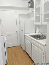 235 Park Dr, Unit 9 in Boston, MA - Building Photo - Building Photo