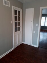 2605 W Victory Ln in Milwaukee, WI - Building Photo - Building Photo