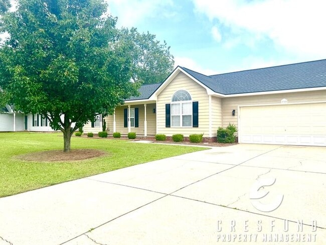 114 Haywood Dr in Raeford, NC - Building Photo - Building Photo