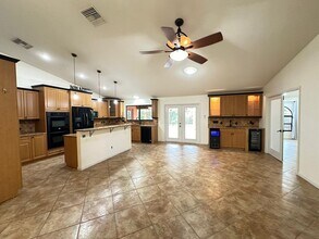 1180 SW Mirror Lake Cove in Port St. Lucie, FL - Building Photo - Building Photo