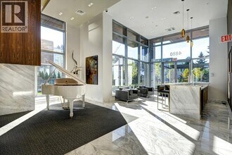 4880 Bennett St in Burnaby, BC - Building Photo - Building Photo