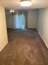 1625 Centerville Rd-Unit -14 in Tallahassee, FL - Building Photo - Building Photo