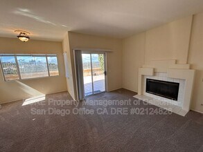 564 Vista Miranda in Chula Vista, CA - Building Photo - Building Photo