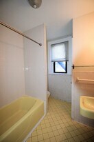 1728 Beacon St, Unit 1 in Brookline, MA - Building Photo